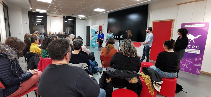 [LITTLE CAFÉ] Art & santé mentale – Comment l&rsquo;art tisse du lien, crée des espaces d&rsquo;expression et nourrit notre bien-être